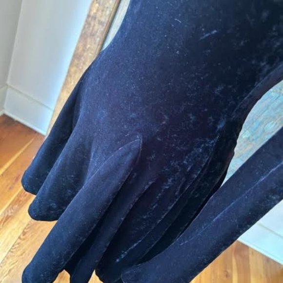 Vintage Betsey Johnson Black Velvet Dress - Picture 6 of 11